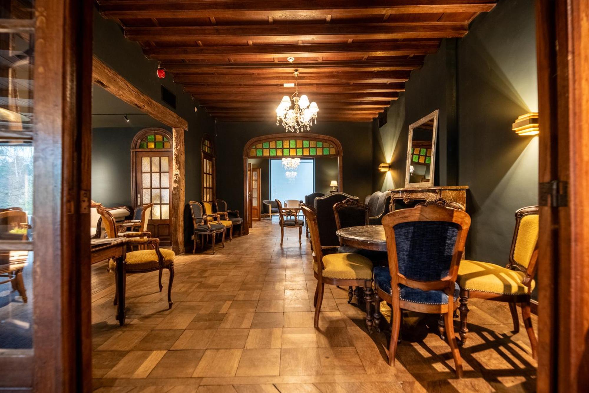 Hostellerie La Claire Fontaine, Logis Hotels & Spa لاروش ان اردين المظهر الخارجي الصورة