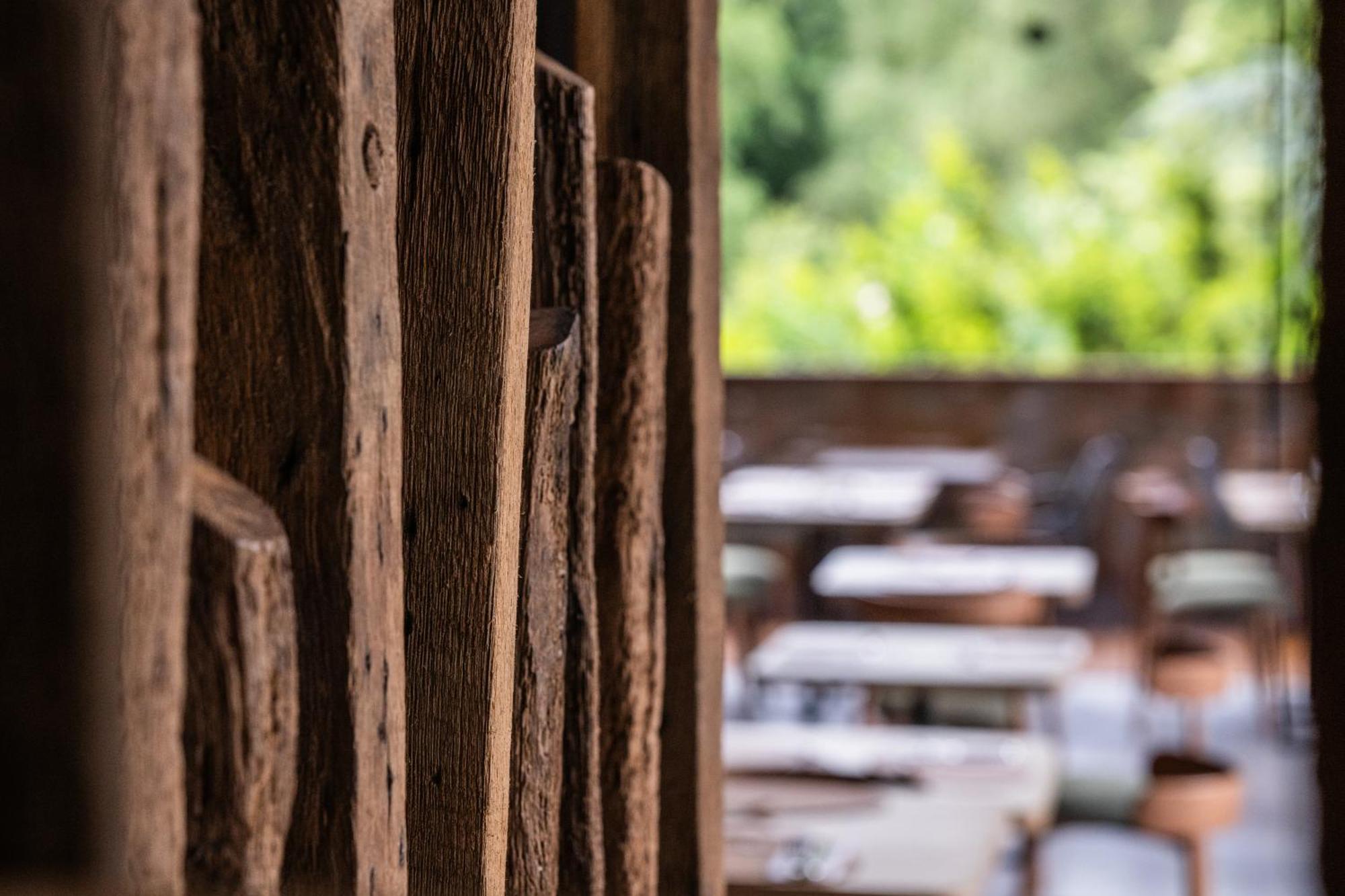 Hostellerie La Claire Fontaine, Logis Hotels & Spa لاروش ان اردين المظهر الخارجي الصورة