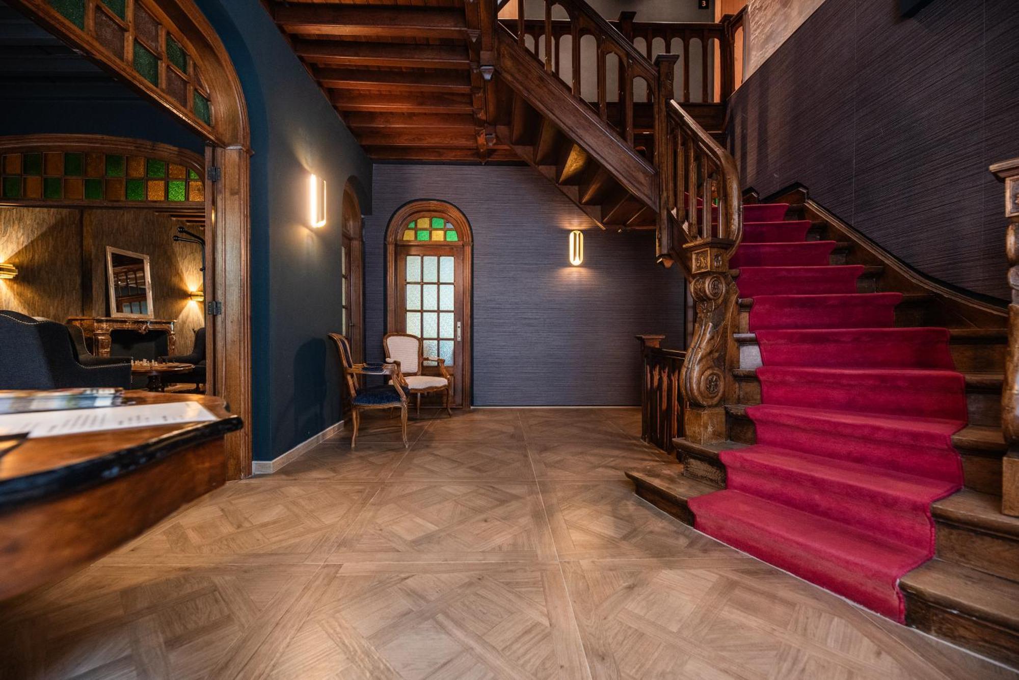 Hostellerie La Claire Fontaine, Logis Hotels & Spa لاروش ان اردين المظهر الخارجي الصورة