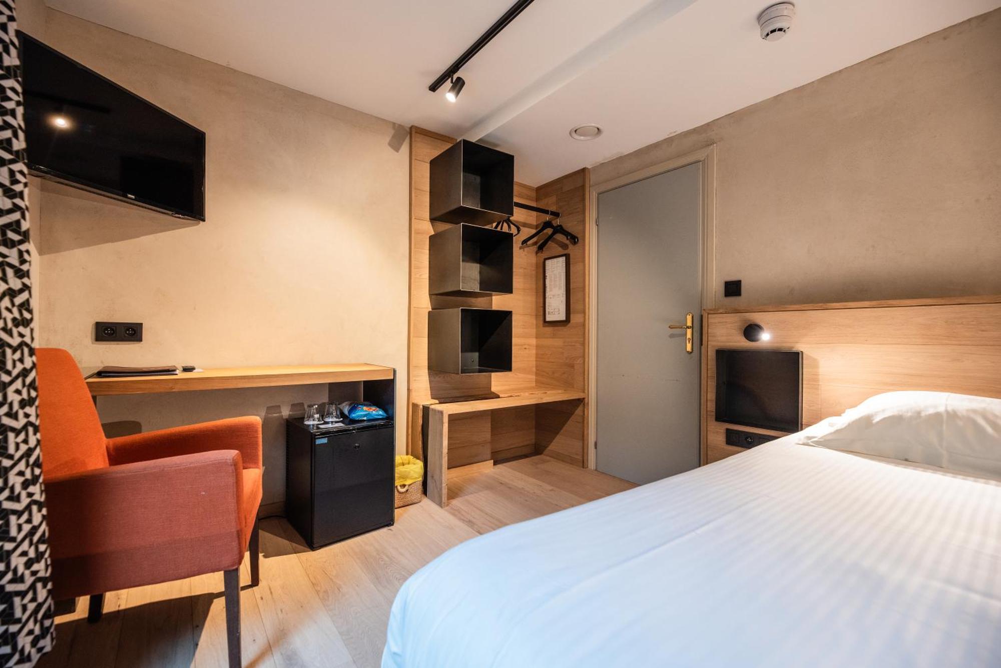 Hostellerie La Claire Fontaine, Logis Hotels & Spa لاروش ان اردين المظهر الخارجي الصورة